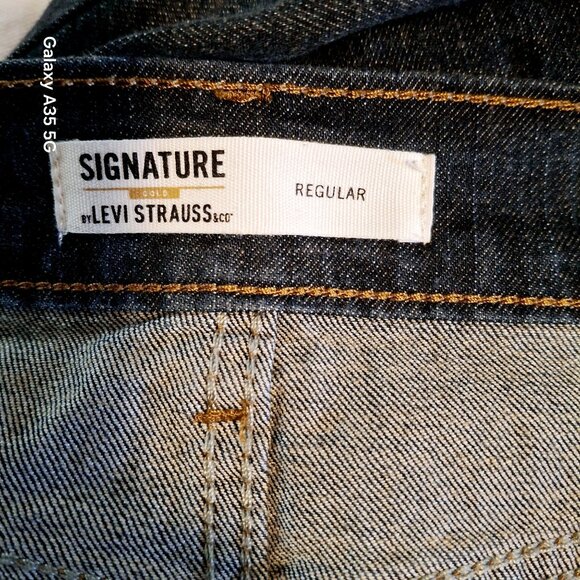 Mens Signature Levi Strauss & Co. Straight Fit Distressed Blue Denim Jeans Sz 36 - Picture 9 of 11
